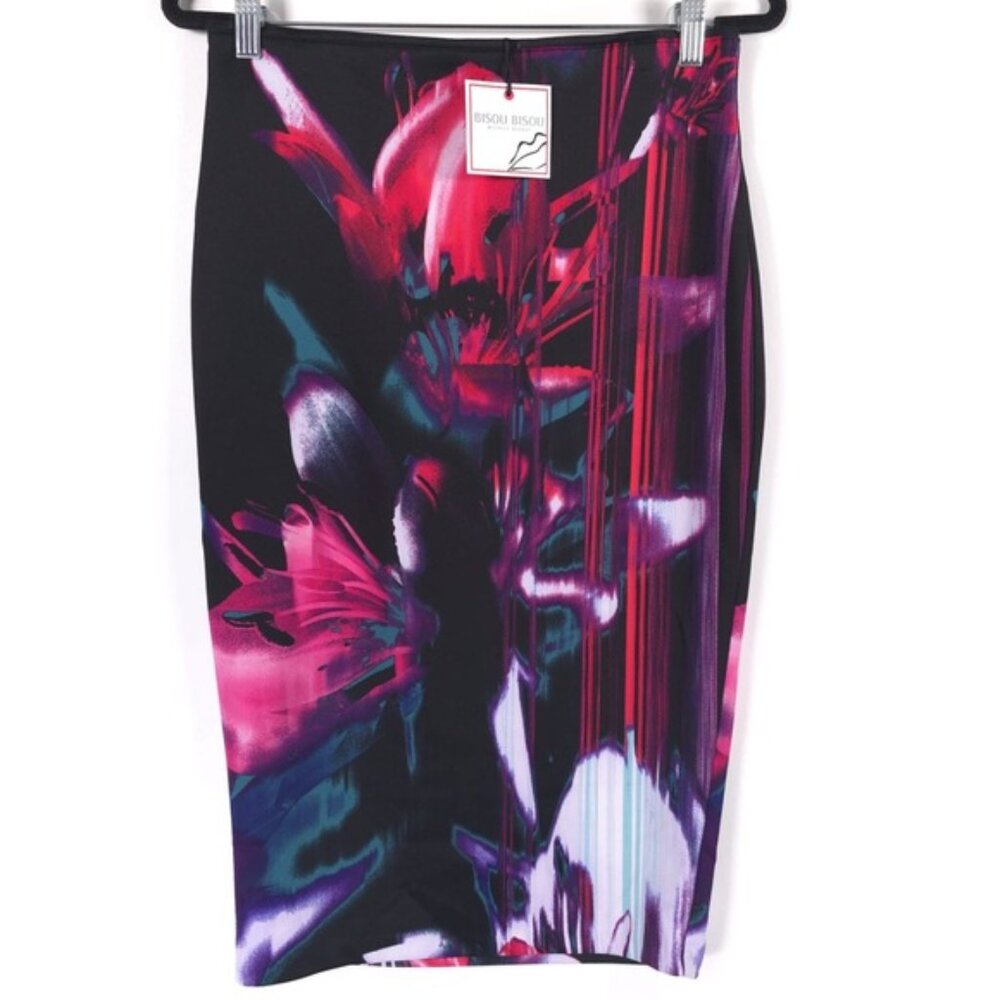 NWT BISOU BISOU Floral Skirt Scuba Pencil Size MEDIUM